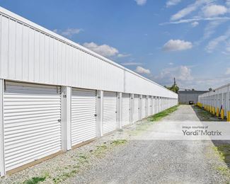 Photo 3 of Storage Rentals of America - 2401 North Cullen Avenue, Evansville, IN