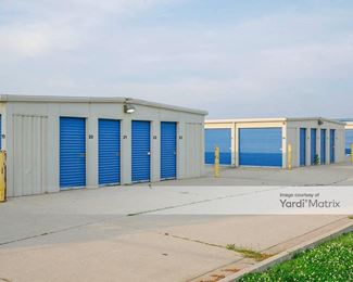Photo 4 of Scott-Six Storage - 2870 Commerce Drive, Iowa City, IA