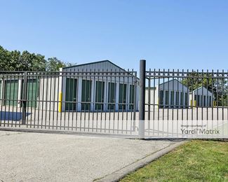 Photo 2 of RightSpace Storage - 180 Londonderry Turnpike, Hooksett, NH