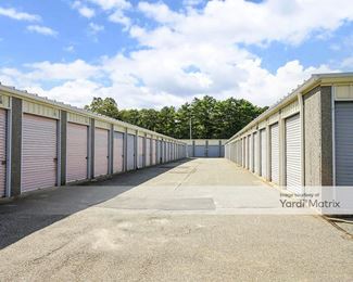 Photo 4 of Sun Self Storage - 709 Gifford Street, Falmouth, MA