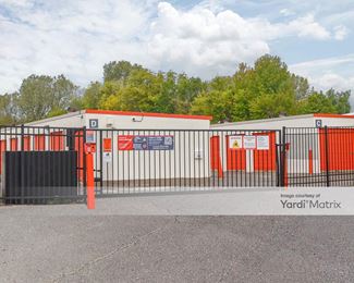 Photo 2 of Public Storage - 2410 North 1st Avenue, Evansville, IN