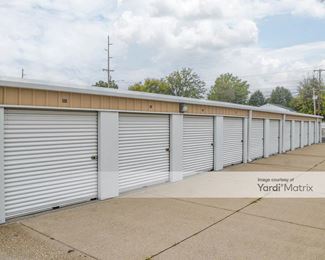 Photo 2 of J-J Storage-Trailer Sales - 1400 South Green Street, Henderson, KY