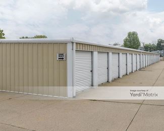 Photo 3 of J-J Storage-Trailer Sales - 1400 South Green Street, Henderson, KY