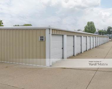 Storage Units for Rent available at 1400 South Green Street, Henderson, KY 42420