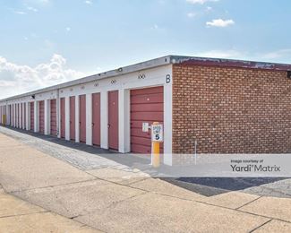 Photo 3 of 1st Choice Storage - 5061 Oak Grove Road, Evansville, IN