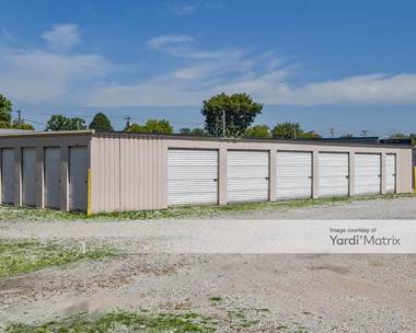 Storage Units for Rent available at 1611 Broadway Street, Vincennes, IN 47591