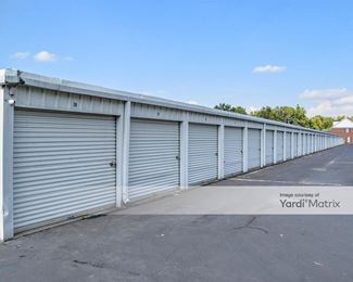 Photo 5 of Storage Rentals of America - 2323 Saint George Road, Evansville, IN