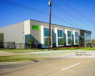 Photo 5 of Extra Space Storage - 3885 SW Loop 820, Fort Worth, TX