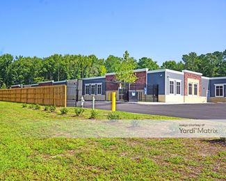 Photo 4 of Self Storage Plus - 1550 Magnolia Ridge Drive, Glen Allen, VA