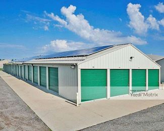 Photo 1 of Storage Rentals of America - 804 Vernon Valley Drive, Cedar Rapids, IA
