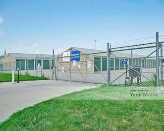 Photo 6 of Storage Rentals of America - 804 Vernon Valley Drive, Cedar Rapids, IA
