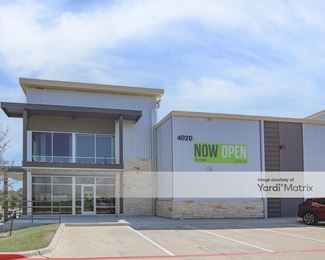 Photo 2 of Extra Space Storage - 4020 East Highway 287, Midlothian, TX
