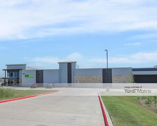 Photo 4 of Extra Space Storage - 4020 East Highway 287, Midlothian, TX