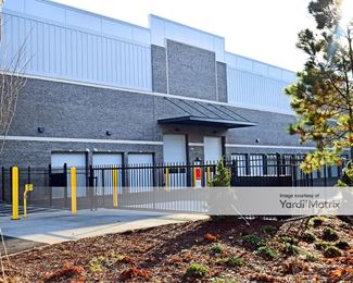 Photo 3 of StorageMart - 4843 Holly Springs Pkwy, Canton, GA