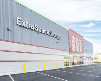 Photo 2 of Extra Space Storage - 14435 Cherry Lane Court, Laurel, MD