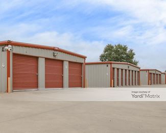 Photo 1 of Right Move Storage - 8121 TX 149, Longview, TX