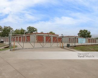 Photo 2 of Right Move Storage - 8121 TX 149, Longview, TX