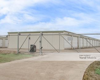 Photo 5 of Right Move Storage - 5103 Estes Pkwy, Longview, TX