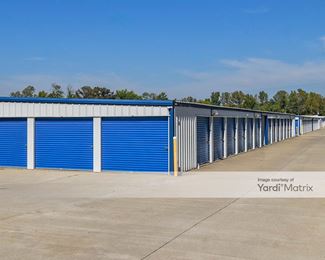 Photo 3 of True-Blue Storage - 3122 North Hillcrest Road, Vincennes, IN