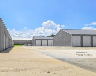 Photo 2 of Quick-N-Easy Self Storage - 1450 Robins Road, Hiawatha, IA