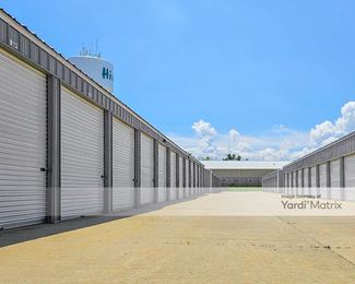 Photo 4 of Quick-N-Easy Self Storage - 1450 Robins Road, Hiawatha, IA