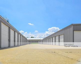 Photo 6 of Quick-N-Easy Self Storage - 1450 Robins Road, Hiawatha, IA