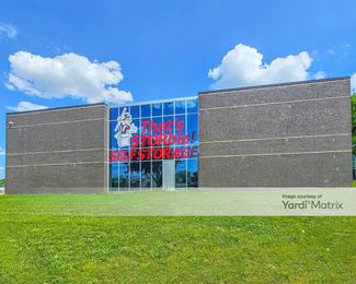 Photo 5 of That-s STORbiz! - 1425 NE 60th Street, Cedar Rapids, IA