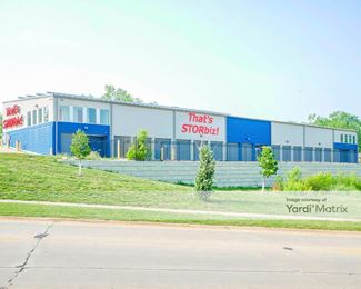 Photo 4 of That-s STORbiz! - 3135 SW J Street, Cedar Rapids, IA