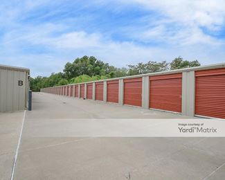 Photo 3 of Platinum Self Storage - 4851 Estes Pkwy, Longview, TX