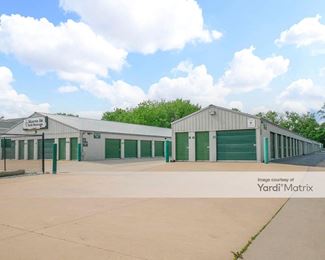 Photo 3 of iStorage - 405 2nd Street, Coralville, IA
