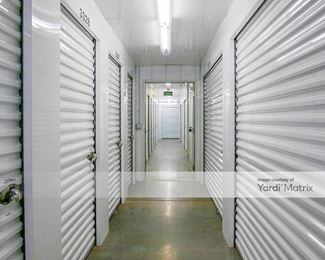 Photo 3 of iStorage - 2100 James Street, Coralville, IA