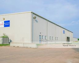 Image for Storage Rentals of America - 2308 Heinz Road, Iowa City, IA