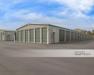 Photo 3 of Storage Station - 101 East Reata Road, Kennewick, WA