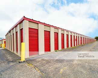Photo 3 of CubeSmart Self Storage - 9219 North Industrial Road, Peoria, IL