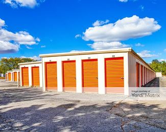 Photo 6 of Stor N-Loc Mini Storage - 1914 North 8th Street, Pekin, IL