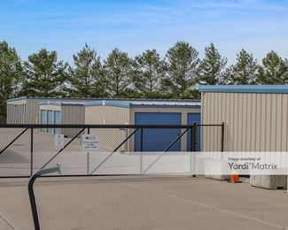 Photo 4 of LocalStorage - 500 School Street, Washington, IL