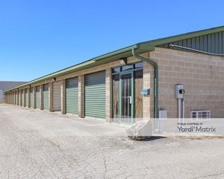 Photo 1 of Fon Du Lac Mini Storage - 333 Carver Lane, East Peoria, IL