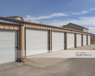 Photo 5 of AAA Storage - 1700 West Cruger Road, Washington, IL