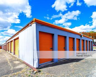 Photo 4 of West Peoria Storage - 2800 West Farmington Road, West Peoria, IL