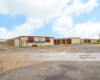 Photo 2 of Redbird Storage - 589 State Route 116, Metamora, IL