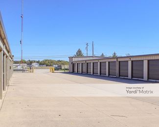 Photo 2 of Storage Rentals of America - 500 Pinecrest Drive, East Peoria, IL