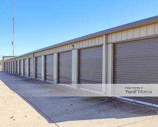 Photo 4 of Storage Rentals of America - 500 Pinecrest Drive, East Peoria, IL