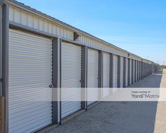 Photo 2 of Main Street Mini Storage - 2320 South Main Street, Morton, IL