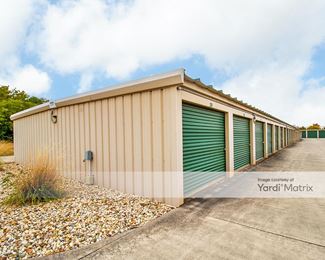 Photo 3 of Cedar Street Mini Storage - 200 Commercial Drive, East Peoria, IL