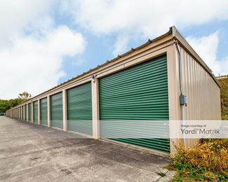 Photo 4 of Cedar Street Mini Storage - 200 Commercial Drive, East Peoria, IL