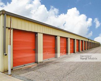 Photo 4 of Morton Mini Storage - 119 West Jadewood Street, Morton, IL