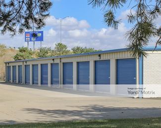 Photo 4 of Extra Space Storage - 1039 West Jefferson Street, Morton, IL