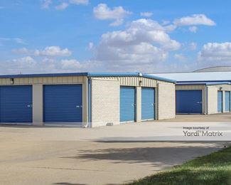 Photo 5 of Extra Space Storage - 1039 West Jefferson Street, Morton, IL