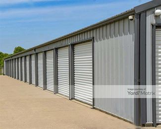 Photo 3 of Owl Storage - 116 South Shady Lane, Macomb, IL