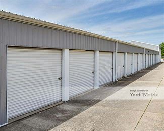 Photo 4 of Owl Storage - 116 South Shady Lane, Macomb, IL